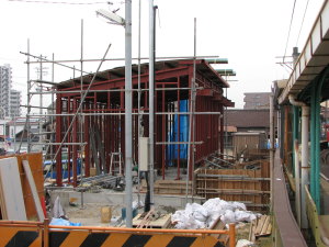 駅舎建設が進む瀬戸市役所前駅