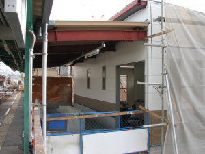 瀬戸市役所前駅上り駅舎