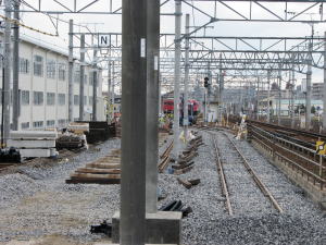 変電所前から留置線を見る