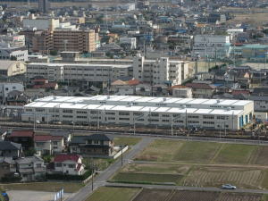 検査場東側