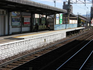 三郷駅下りホーム