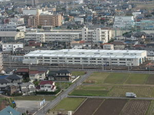 検査場東側