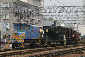 4両編成に