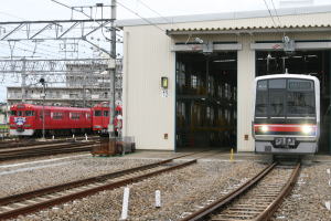 記念列車との並び