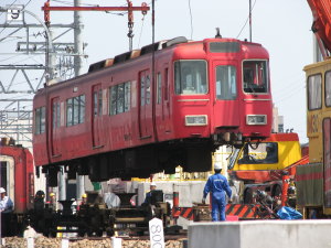 吊り上げ中