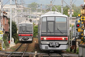 4001Fとすれ違う