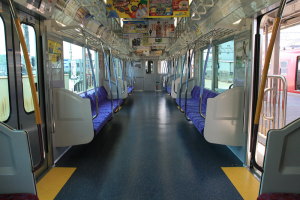 ク4102の車内