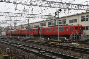 運用離脱後検車区に留置