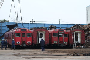 4両の輸送終了