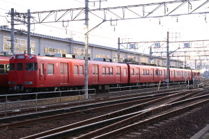 冷房装置が統一された6035F