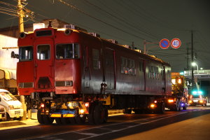 初のトレーラー輸送