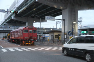 堀田通過