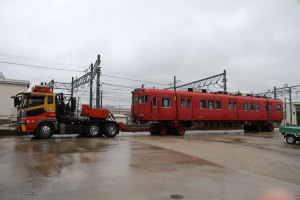 車体の積載完了