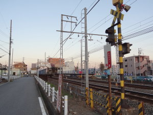旭前駅の支柱