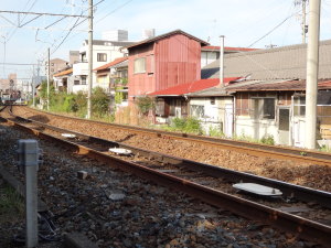 瀬戸市役所前駅手前のATS地上子