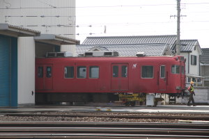 検修庫から出る