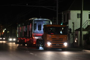 瀬戸街道を走ってくる