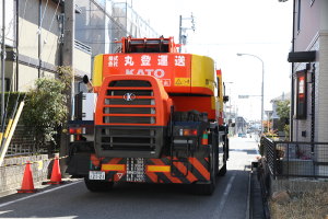 2台のクレーンが撤収