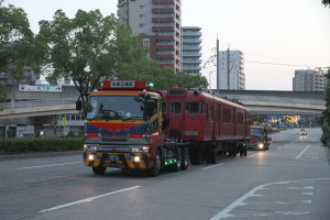 森下通過