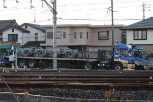 朝、台車が到着