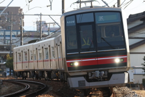 試運転中の4007F
