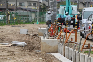 架線柱の基礎