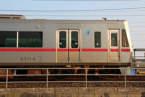 LPꂽ4004F