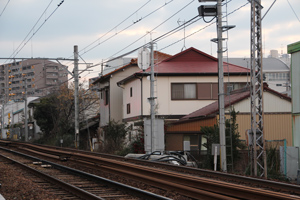 三郷駅手前