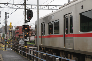 三郷駅出発信号機