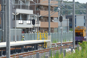 喜多山駅出発信号機