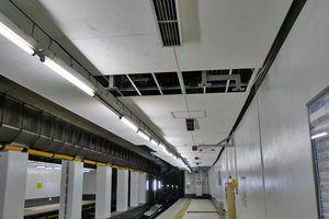 下り1番ホームの発車標取り付け部