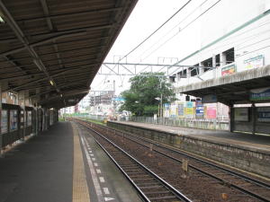 新瀬戸駅ホーム栄町方
